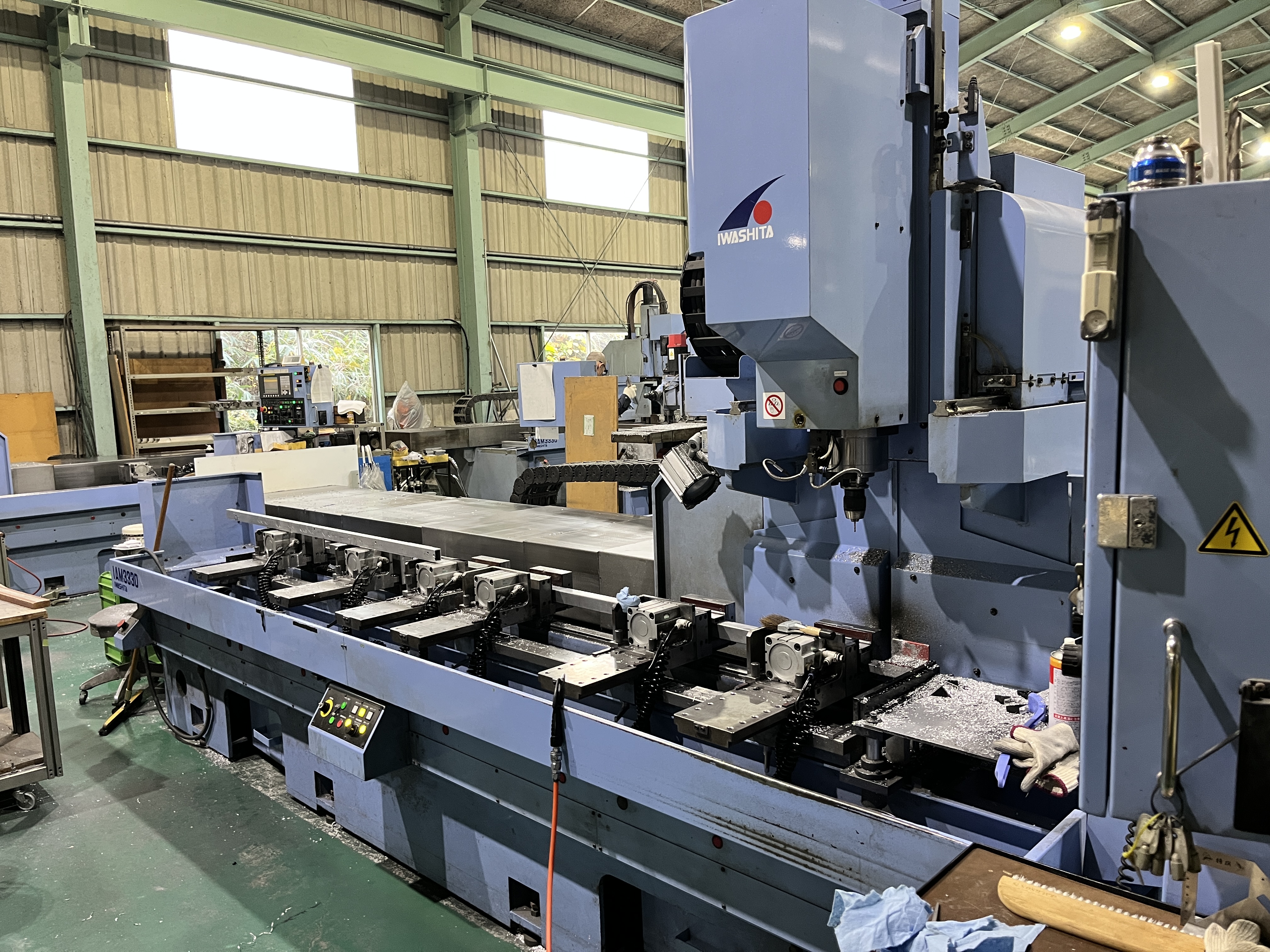 NC加工機(マシニングセンター)