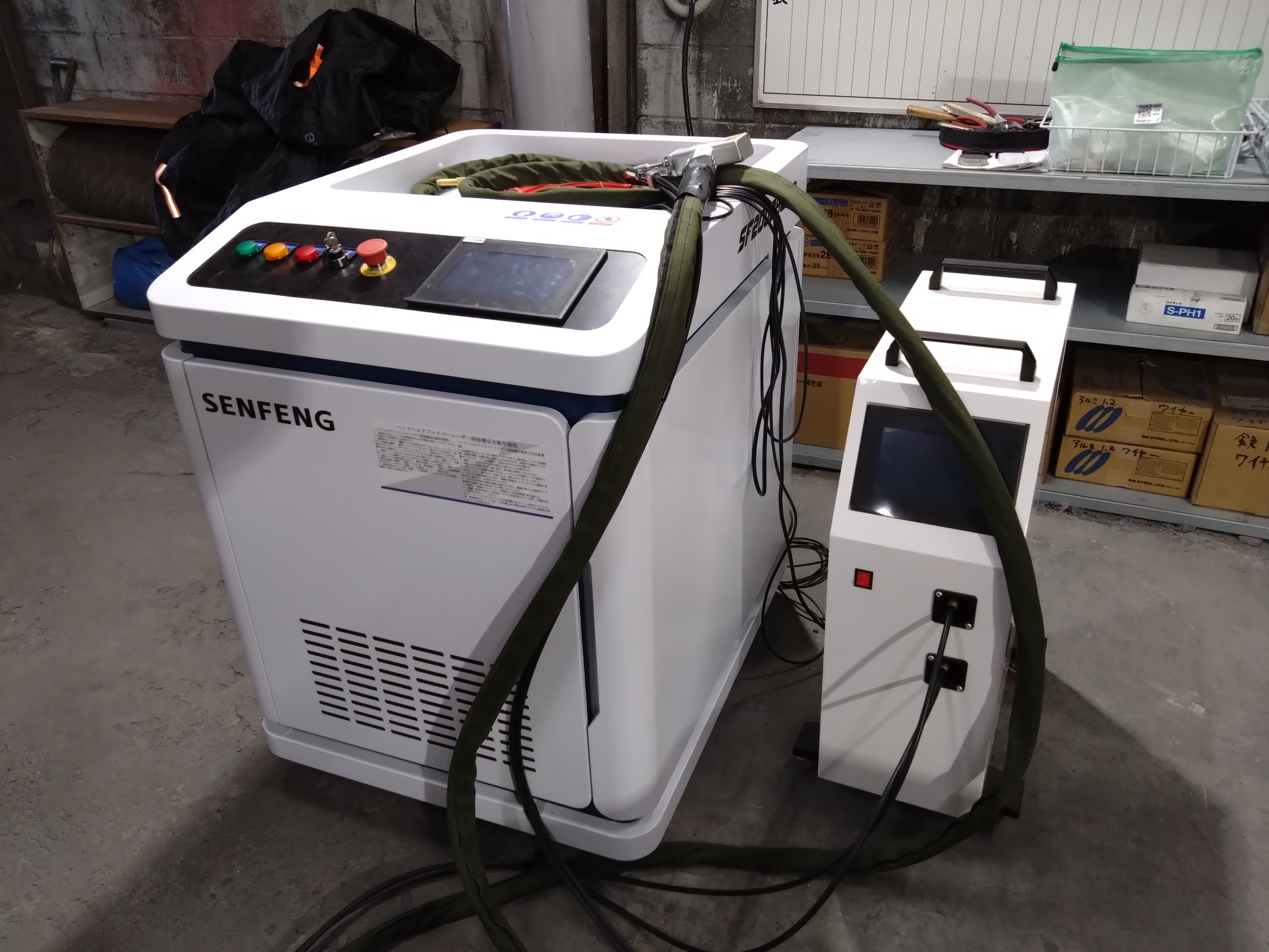 ファイバーレーザー溶接機